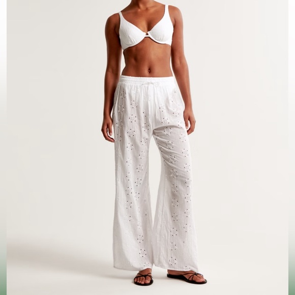 Abercrombie & Fitch Other - Abercrombie and fitch gauzy beach coverup